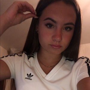 Meet your Posher, Mia